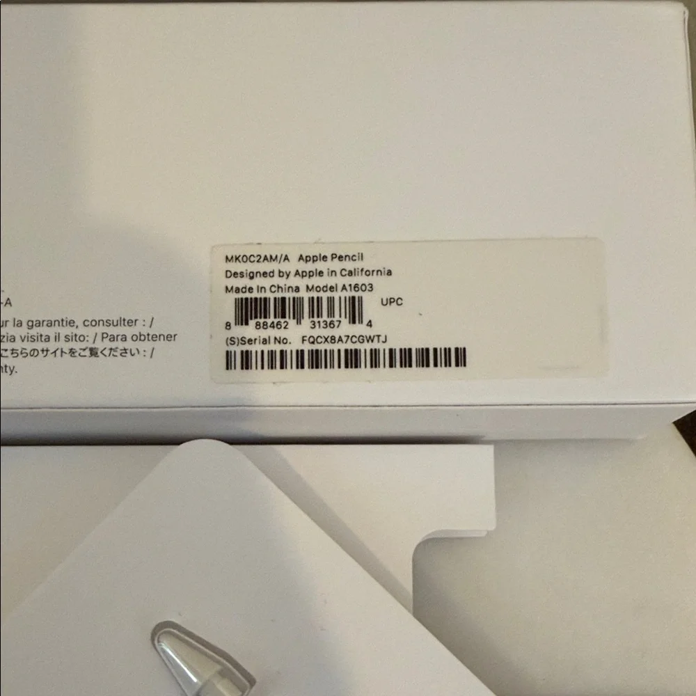 Apple Pencil in Elegant White